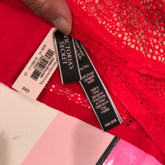 💖 Victoria Secrets Very Sexy Unlined Demi Bra - Picture 6 of 8
